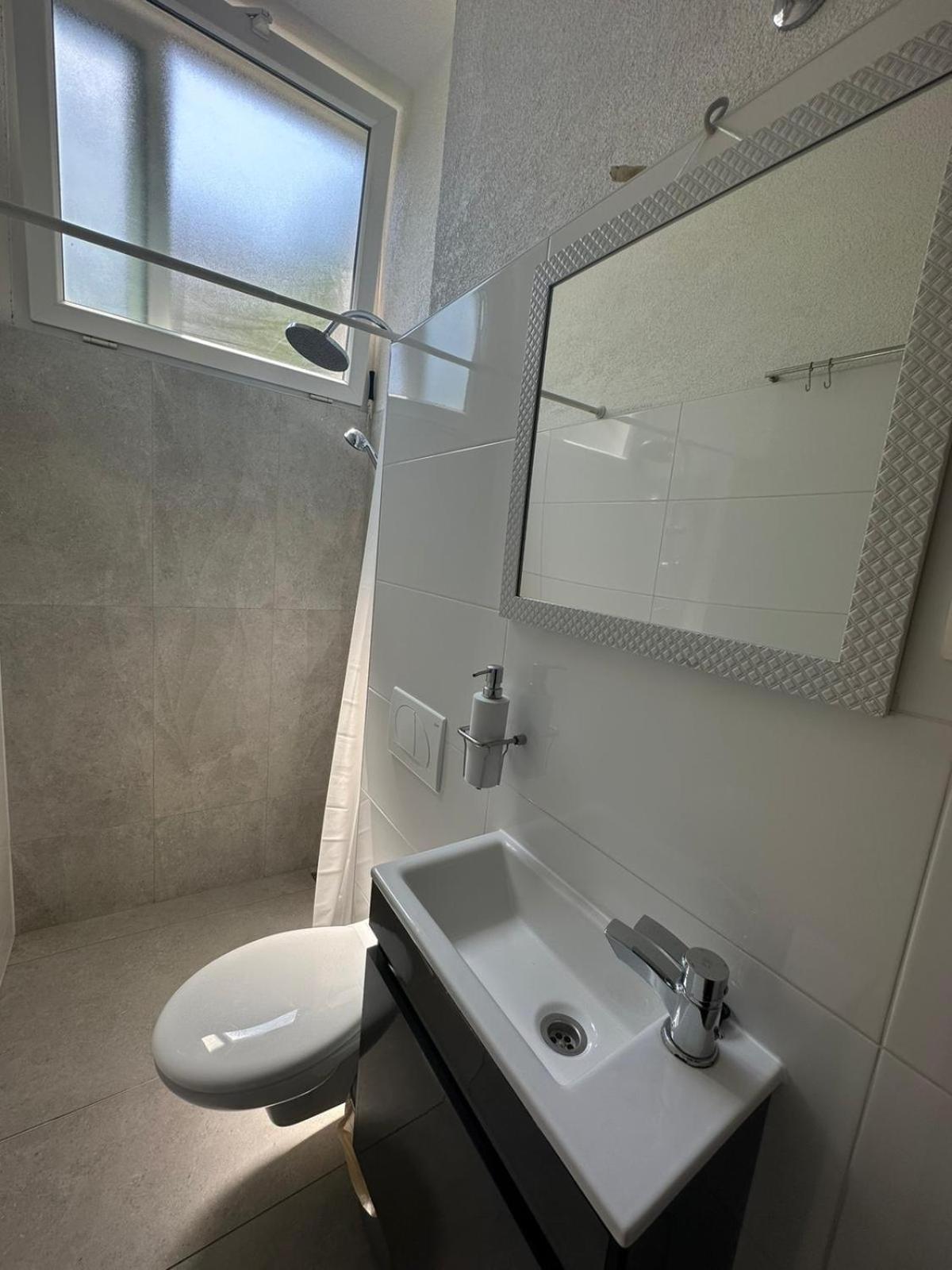 Bonbon Room&apartment Gasthuis 2*